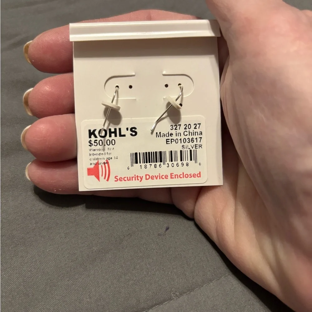 Sterling Silver Snowflake Earrings - Picture 4 of 7